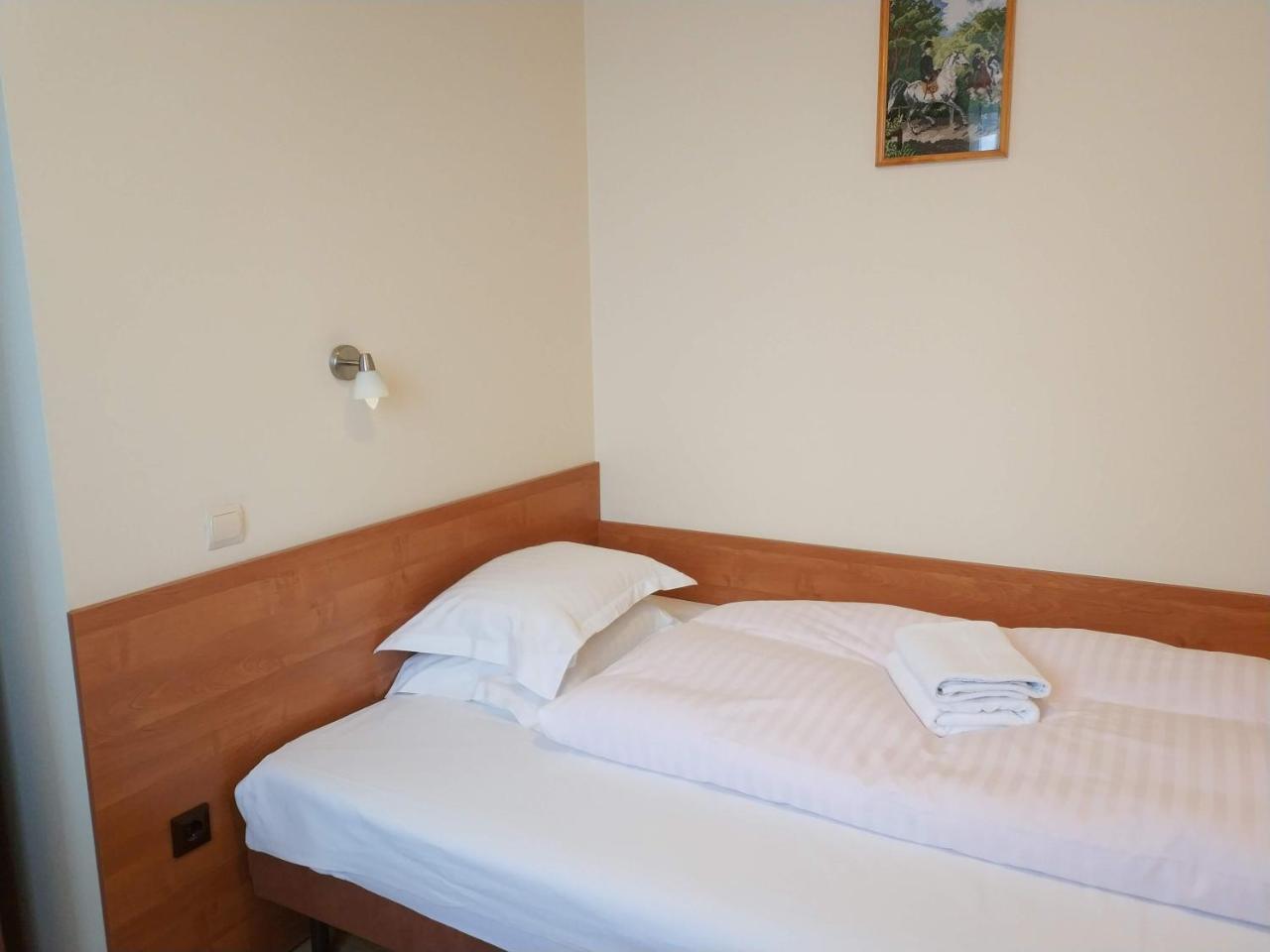 Hotel Gorsko Wieliczka Extérieur photo